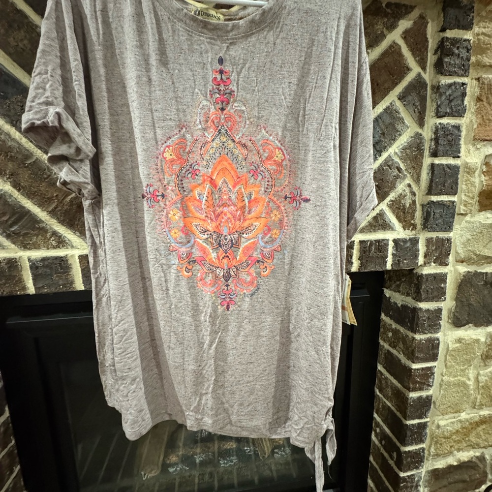 Democracy Short Sleeve Top - Gray with Orange and Pink Accents